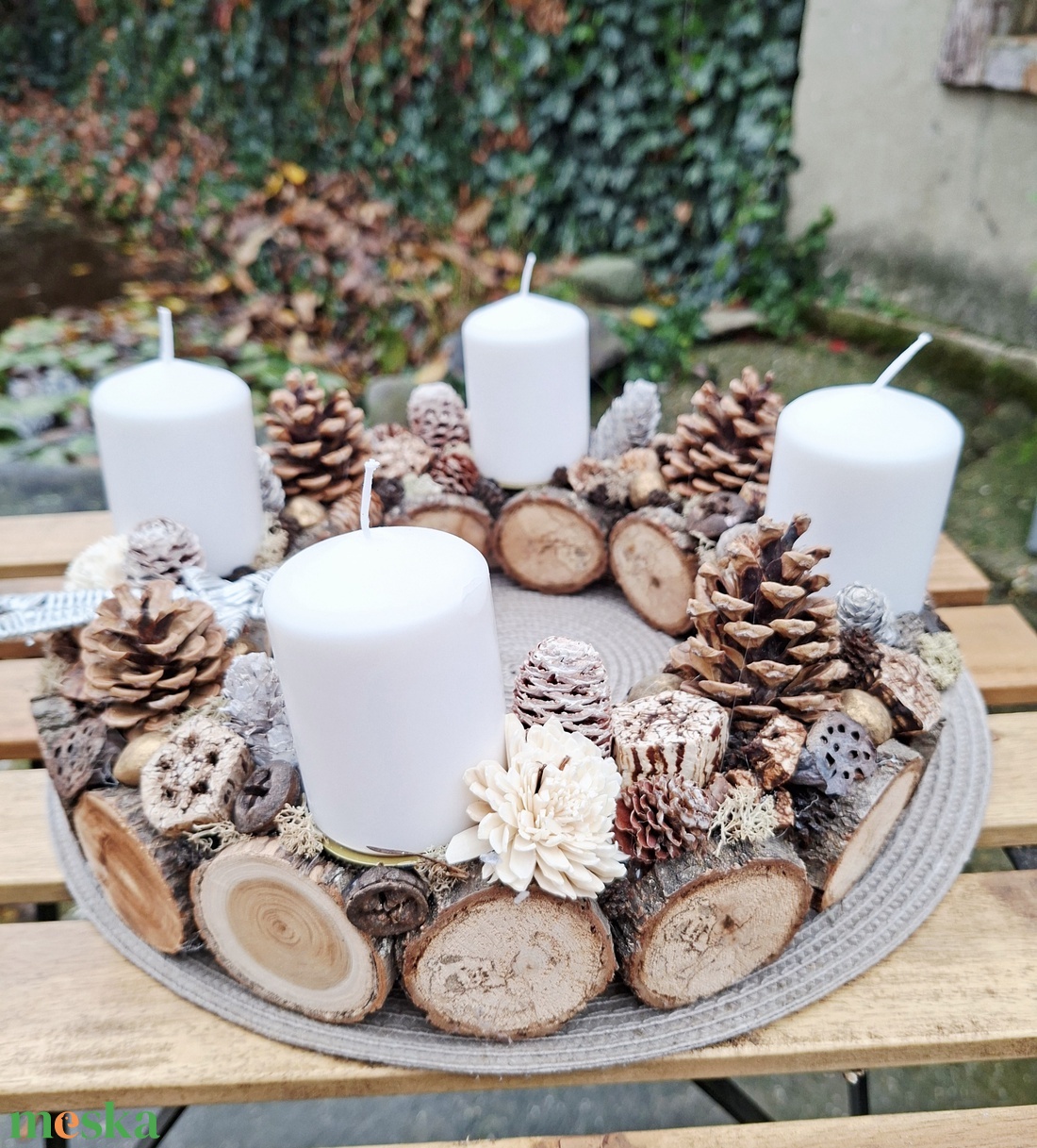 Adventi koszorú- faszeletes, tobozdíszekkel,adventi dísz, karácsonyi asztaldísz nagy méretű - karácsony - adventi díszek - adventi koszorú - Meska.hu