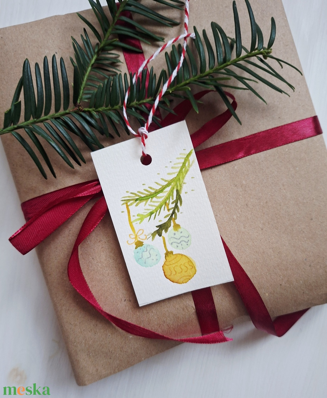 Karácsonyi díszben- 6db- kézzel festett karácsonyi ajándékkísérő, dekoráció - karácsony - karácsonyi lakásdekoráció - karácsonyfadíszek - Meska.hu