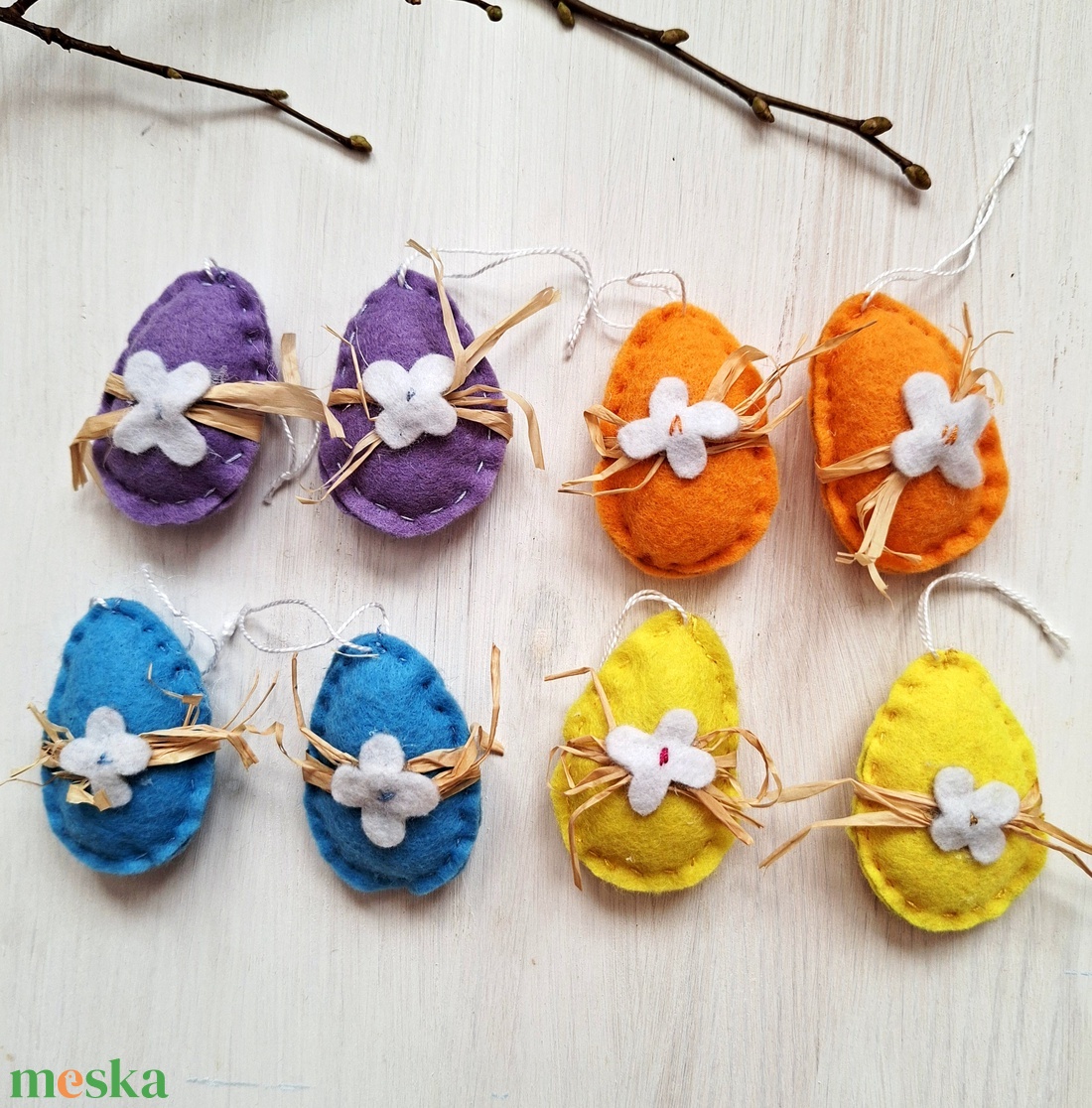 Színes filctojások- húsvéti díszek, függő díszek, dekoráció, - otthon & életmód - dekoráció - fali és függő dekoráció - függődísz - Meska.hu