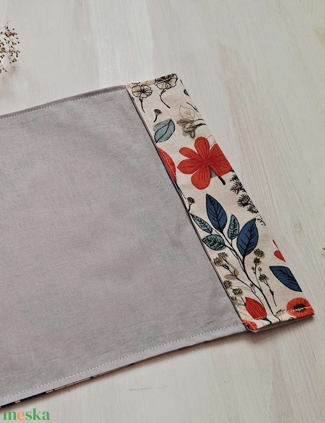 Vadvirágos könyvborító, jegyzetfüzet borító, textilborító - könyv & zene - könyvtok - Meska.hu