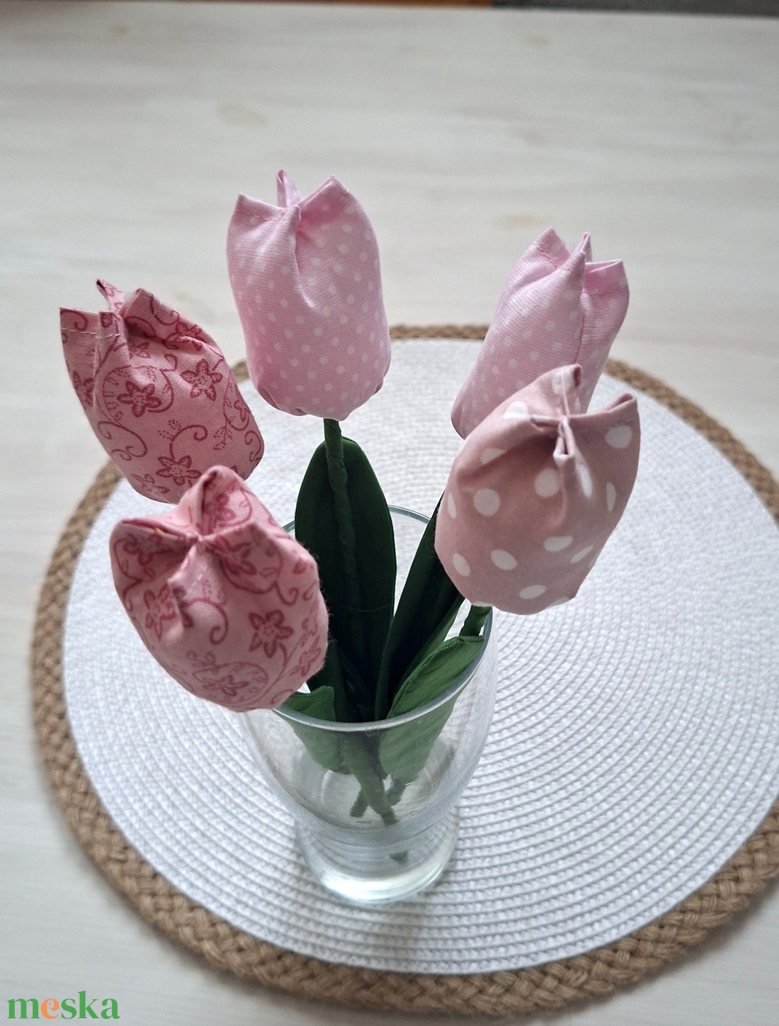 Rózsaszín tulipán csokor 5-db, nőnapra, asztaldekoráció - otthon & életmód - virágdekoráció - virágdíszek - asztali virágdísz - Meska.hu