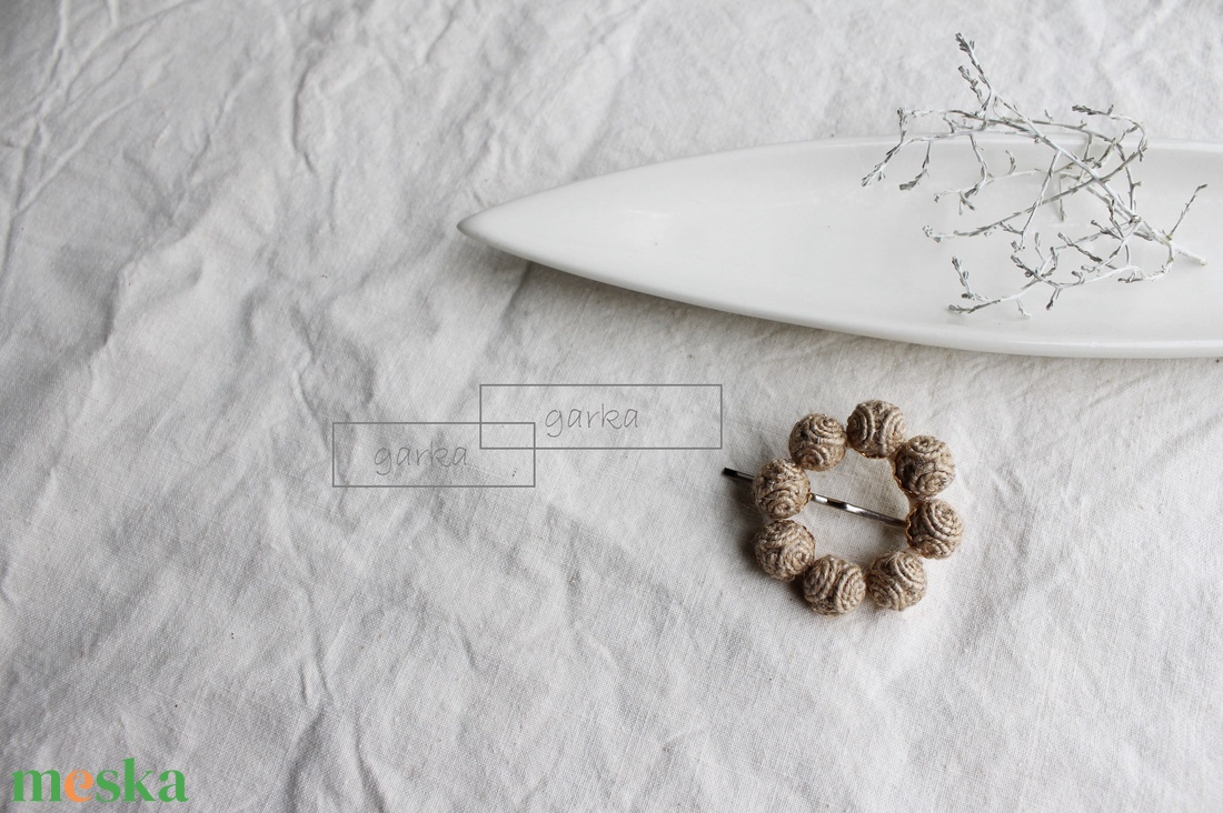 Hullámcsat, kender bogyókkal -  - Meska.hu