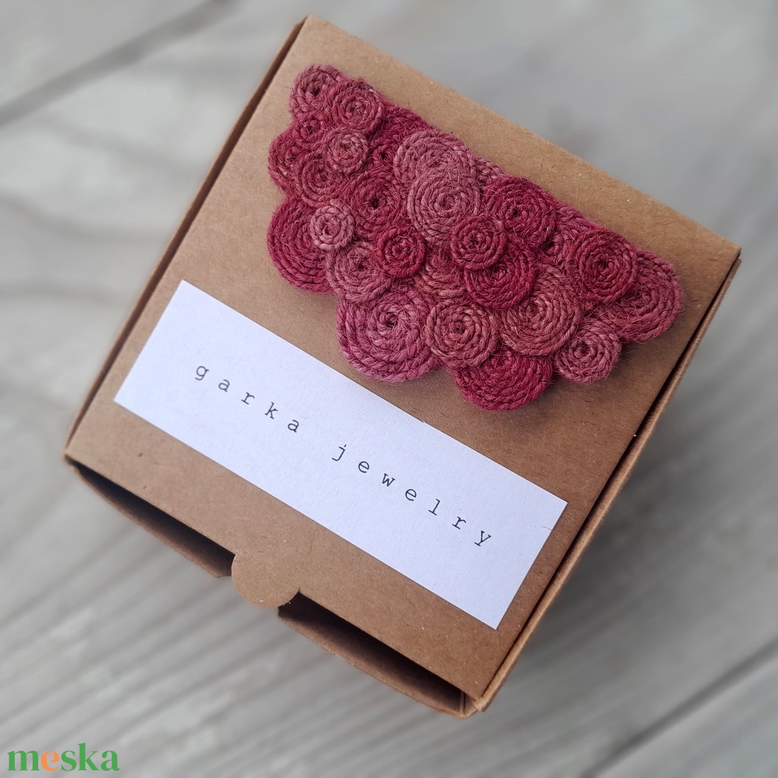 Kender kitűző - ékszer - kitűző és bross - kitűző - Meska.hu Kender kitűző - ékszer - kitűző és bross - kitűző - Meska.hu