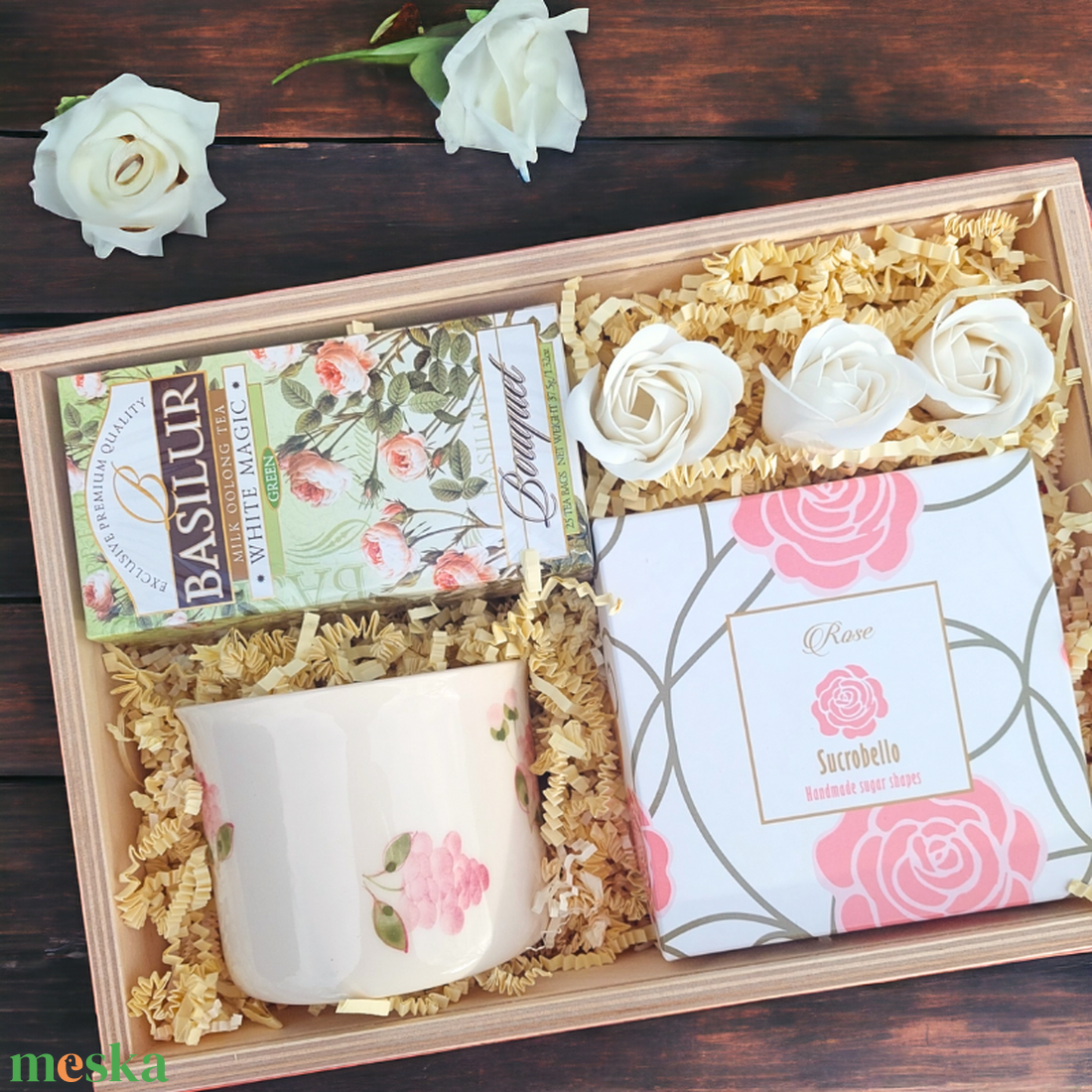 Rózsa- fadobozos ajándék kézzel festett bögrével - élelmiszer - gourmet ajándékcsomag - Meska.hu Rózsa- fadobozos ajándék kézzel festett bögrével - élelmiszer - gourmet ajándékcsomag - Meska.hu