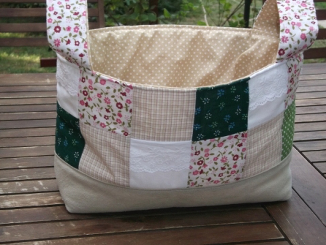 Romantikus patchwork kosár csipkével (nagyobbacska) - - Meska.hu Romantikus patchwork kosár csipkével (nagyobbacska) - - Meska.hu