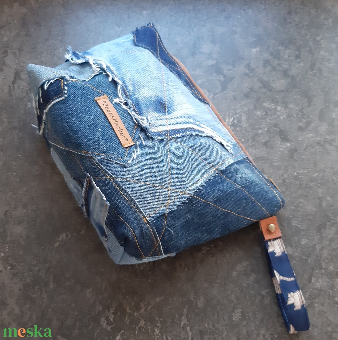 Farmert és a bohém stílust kedvelőknek, folt hátán folt farmer neszeszer, autóstáska, patchwork táskarendező - táska & tok - neszesszer - Meska.hu Farmert és a bohém stílust kedvelőknek, folt hátán folt farmer neszeszer, autóstáska, patchwork táskarendező - táska & tok - neszesszer - Meska.hu