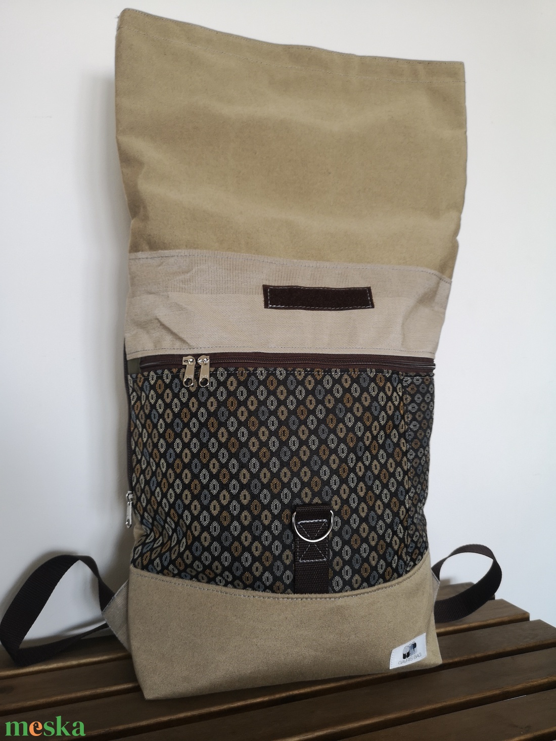 Beige vízálló rolltop hátizsák - táska & tok - hátizsák - hátizsák - Meska.hu Beige vízálló rolltop hátizsák - táska & tok - hátizsák - hátizsák - Meska.hu