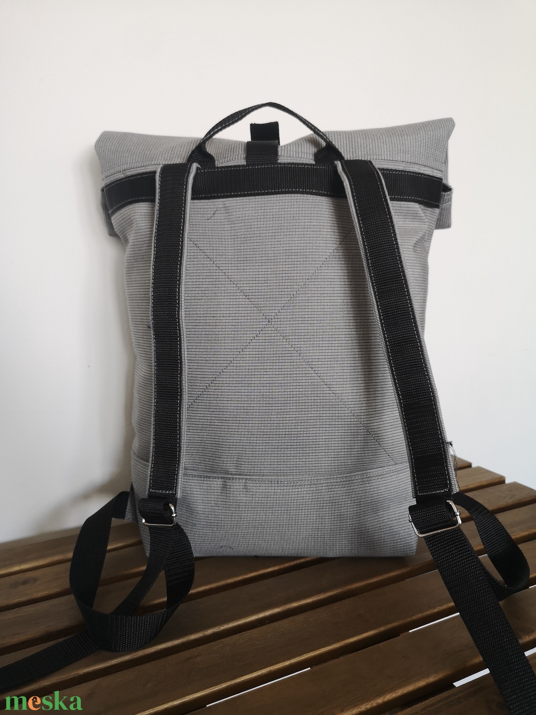 Szürke vízálló rolltop hátizsák - táska & tok - hátizsák - roll top hátizsák - Meska.hu Szürke vízálló rolltop hátizsák - táska & tok - hátizsák - roll top hátizsák - Meska.hu