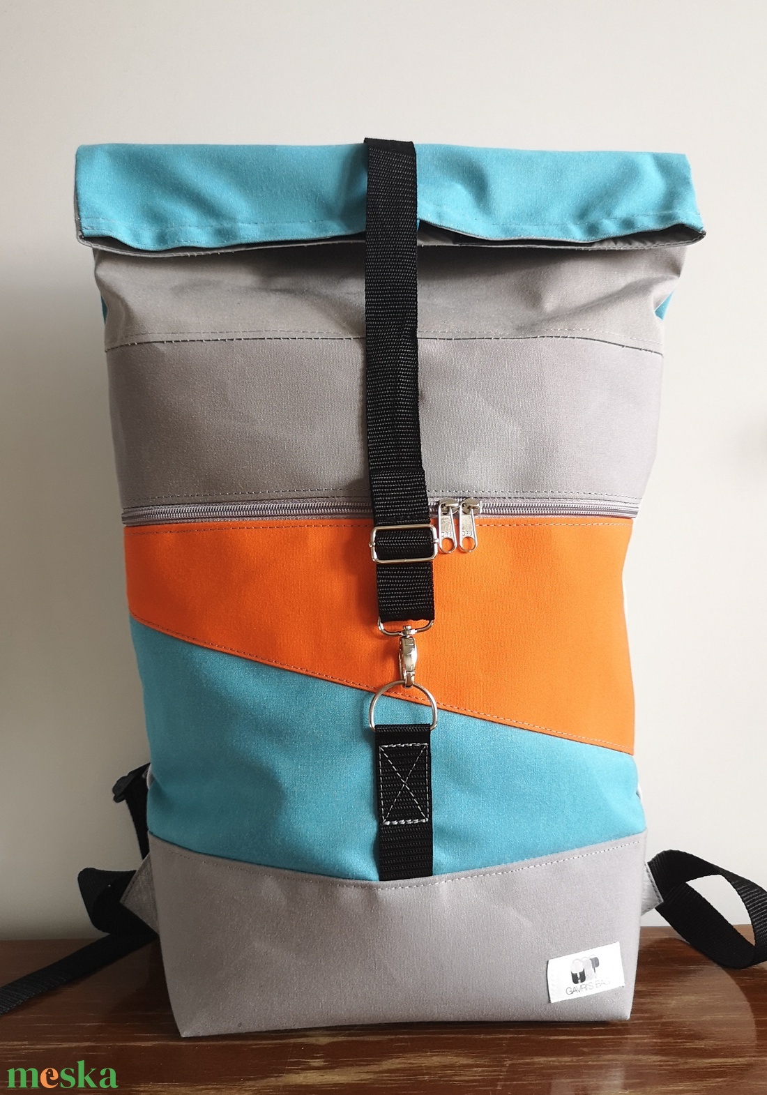 Világoskék-narancs rolltop hátizsák - táska & tok - hátizsák - roll top hátizsák - Meska.hu Világoskék-narancs rolltop hátizsák - táska & tok - hátizsák - roll top hátizsák - Meska.hu