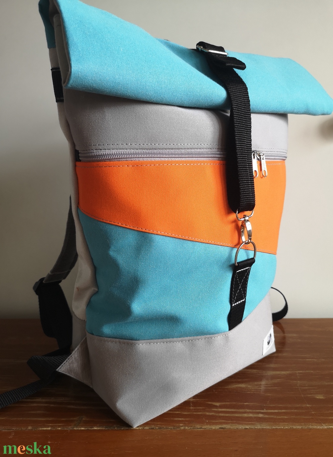 Világoskék-narancs rolltop hátizsák - táska & tok - hátizsák - roll top hátizsák - Meska.hu Világoskék-narancs rolltop hátizsák - táska & tok - hátizsák - roll top hátizsák - Meska.hu