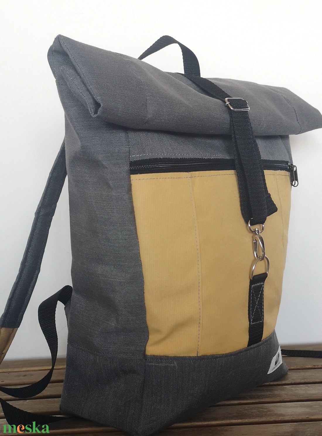 Szürke-sárga vízálló rolltop hátizsák - táska & tok - hátizsák - roll top hátizsák - Meska.hu Szürke-sárga vízálló rolltop hátizsák - táska & tok - hátizsák - roll top hátizsák - Meska.hu