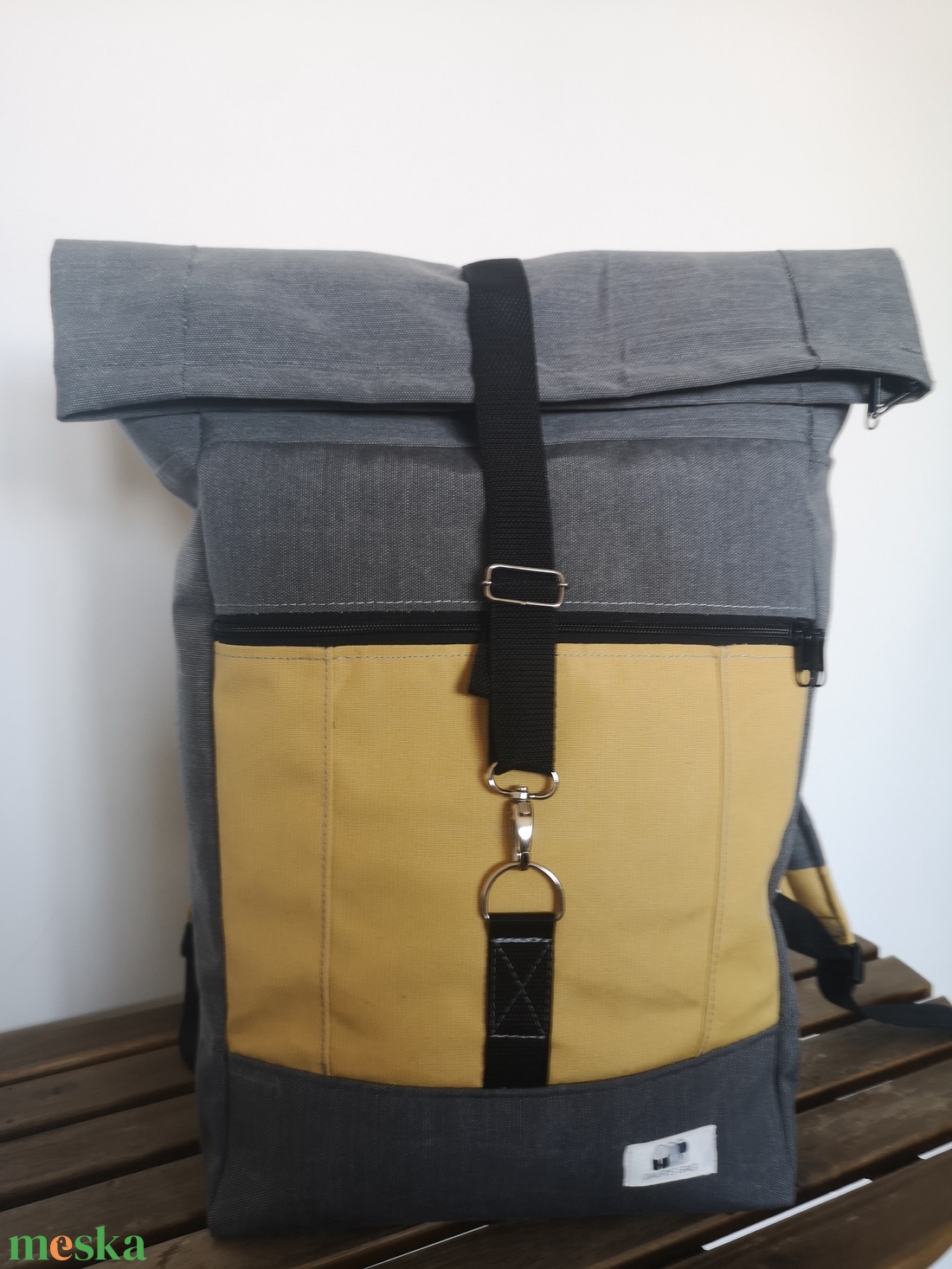 Szürke-sárga vízálló rolltop hátizsák - táska & tok - hátizsák - roll top hátizsák - Meska.hu Szürke-sárga vízálló rolltop hátizsák - táska & tok - hátizsák - roll top hátizsák - Meska.hu