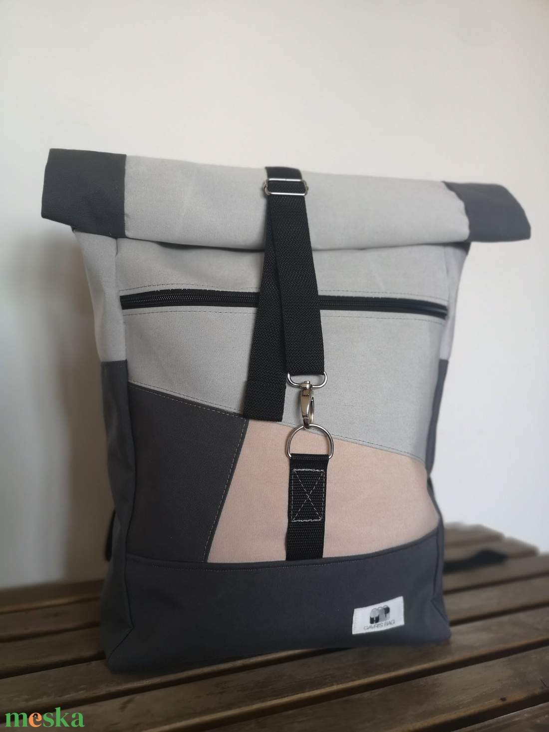 Púderrózsaszín-szürkevízálló rolltop hátizsák - táska & tok - hátizsák - hátizsák - Meska.hu Púderrózsaszín-szürkevízálló rolltop hátizsák - táska & tok - hátizsák - hátizsák - Meska.hu