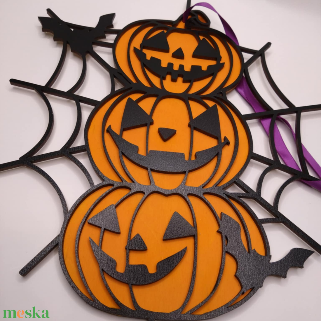 Halloweeni ajtódísz  Mosolygós tökfejek pókhálóval - otthon & életmód - dekoráció - halloween - halloweeni ajtódíszek és ablakdíszek - Meska.hu