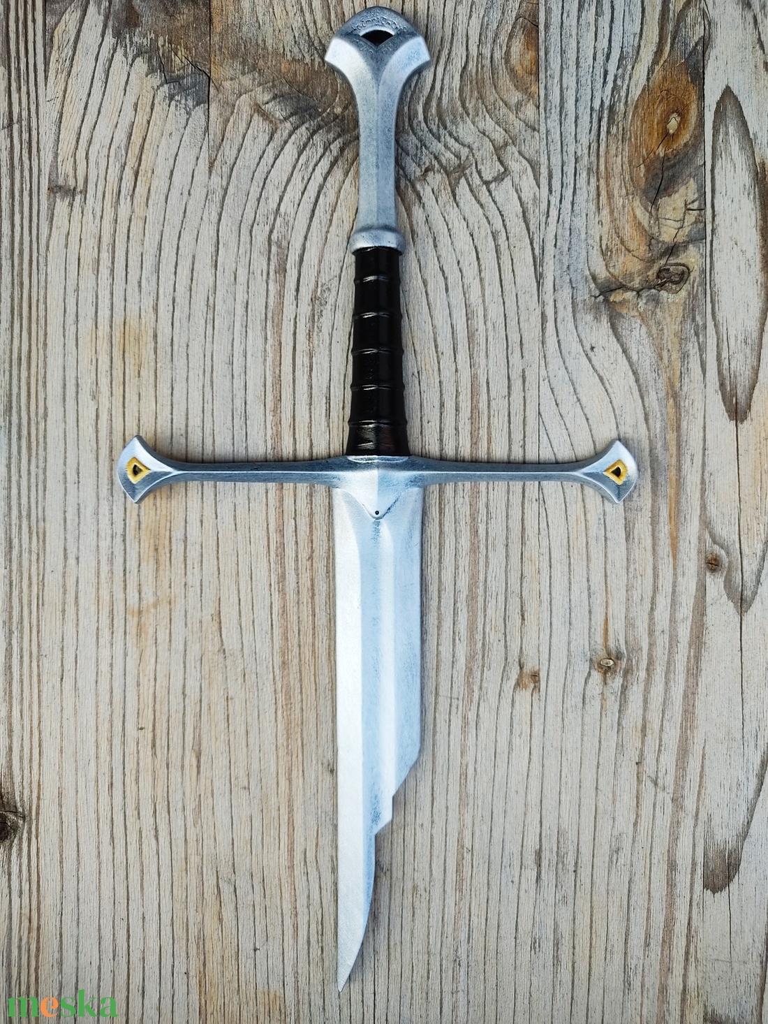 Narsil, Gyűrűk Ura, A hobbit, Aragorn, Elendil, kettétört penge, Anduril, Gondor, falidísz - otthon & életmód - dekoráció - fali és függő dekoráció - falra akasztható dekor - Meska.hu Narsil, Gyűrűk Ura, A hobbit, Aragorn, Elendil, kettétört penge, Anduril, Gondor, falidísz - otthon & életmód - dekoráció - fali és függő dekoráció - falra akasztható dekor - Meska.hu