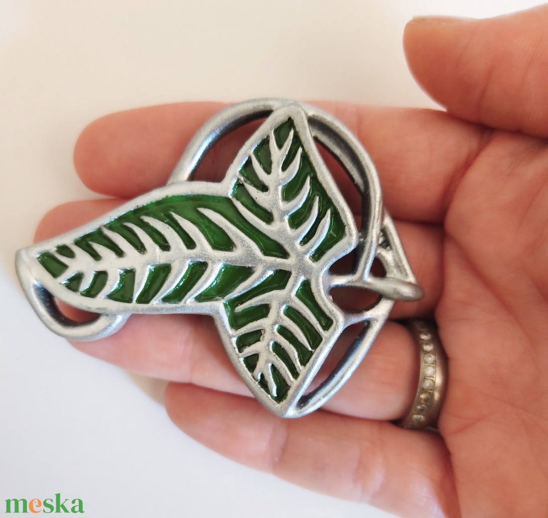 Lorien levele mágnes vagy kitűző, hűtőmágnes, Gyűrűk Ura, Hobbit, szülinap, ajándék - otthon & életmód - dekoráció - dísztárgy - Meska.hu Lorien levele mágnes vagy kitűző, hűtőmágnes, Gyűrűk Ura, Hobbit, szülinap, ajándék - otthon & életmód - dekoráció - dísztárgy - Meska.hu