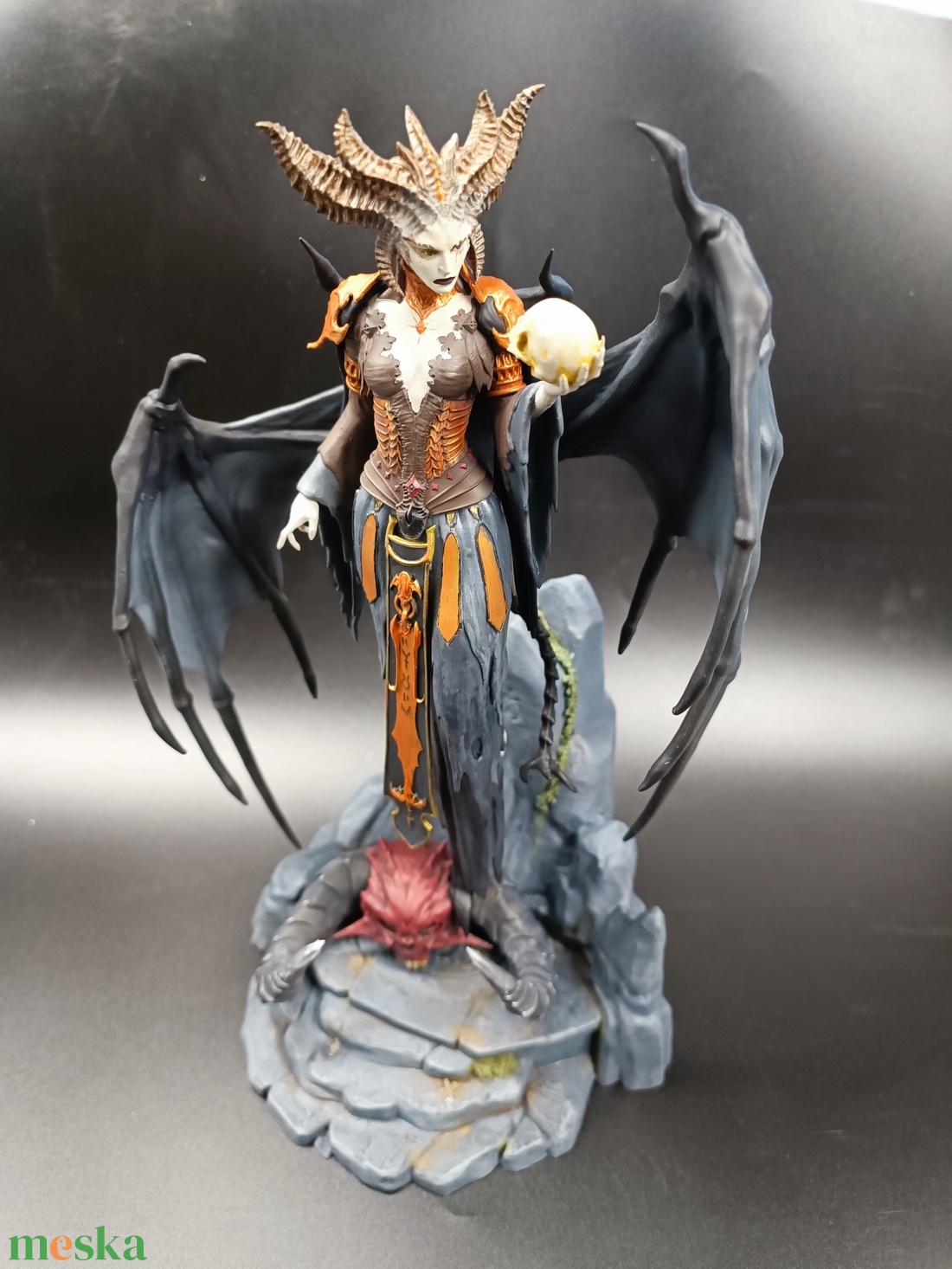 Diablo IV Lilith szobor, 40 cm - esküvő - dekoráció - asztaldísz - Meska.hu Diablo IV Lilith szobor, 40 cm - esküvő - dekoráció - asztaldísz - Meska.hu