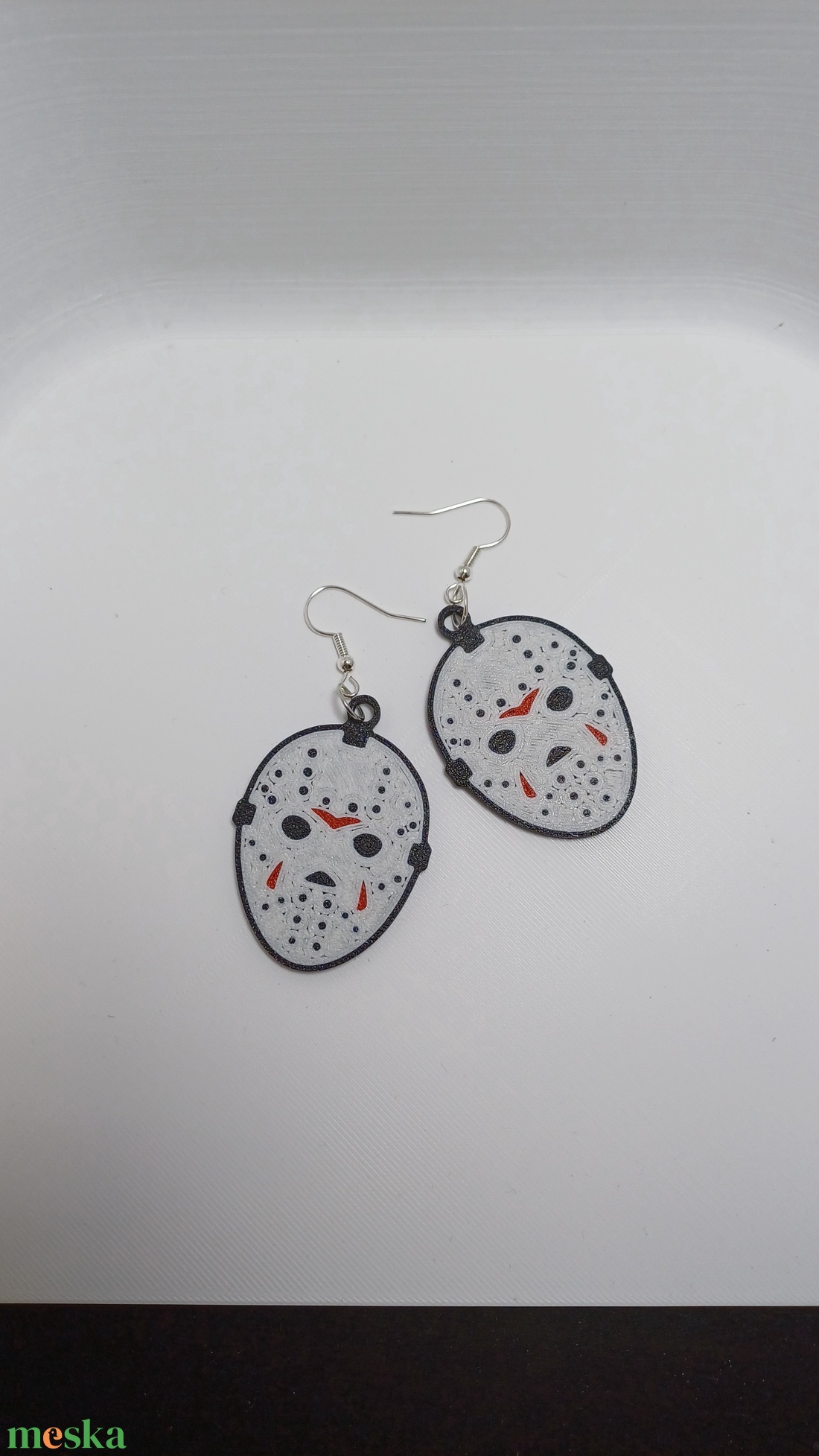 Péntek 13 fülbevaló - ékszer - fülbevaló - lógó fülbevaló - Meska.hu