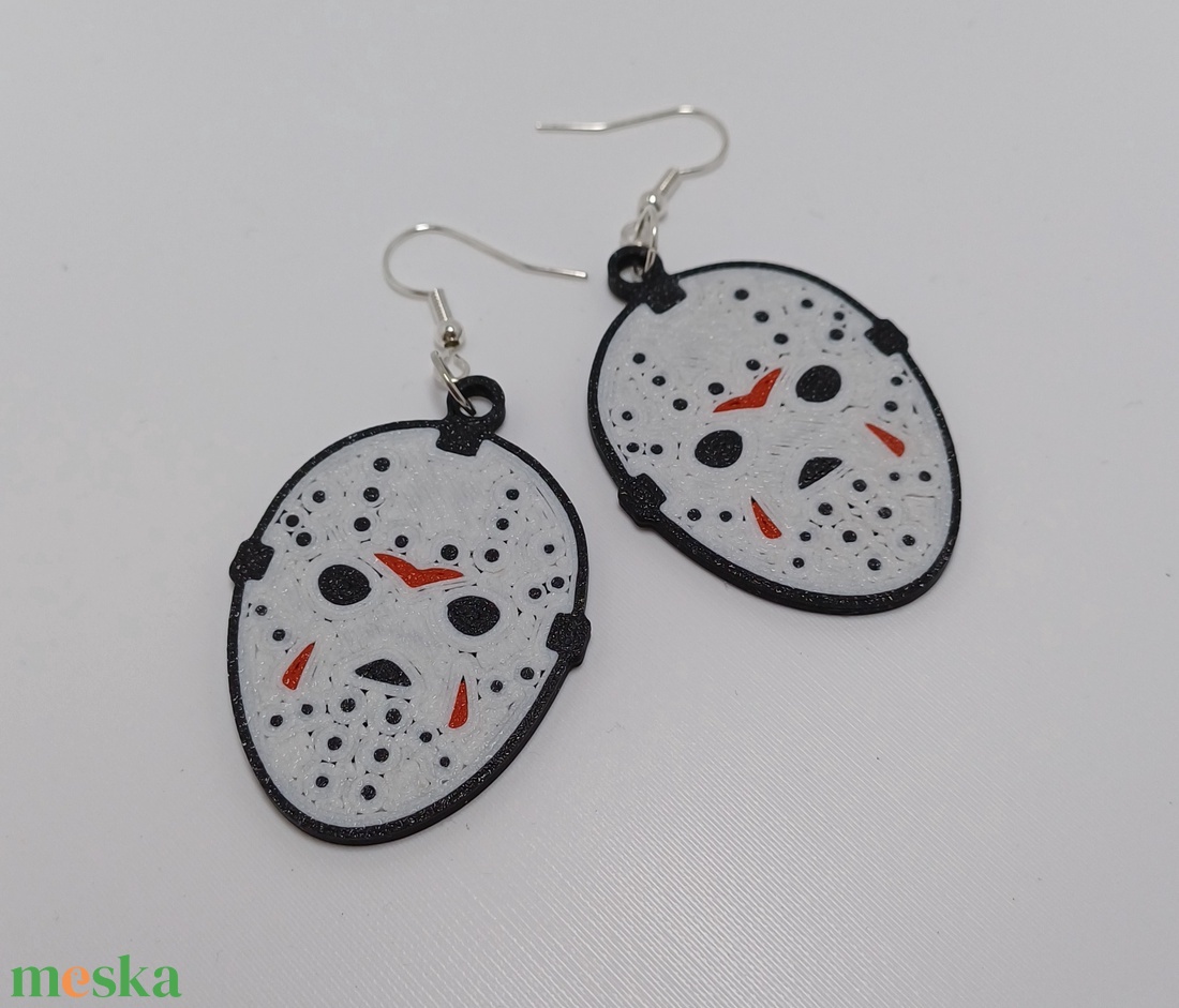 Péntek 13 fülbevaló - ékszer - fülbevaló - lógó fülbevaló - Meska.hu