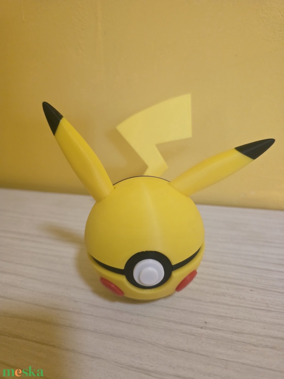 Pokeball-Pikachu stílusú 3D nyomtatott figura - otthon & életmód - dekoráció - asztal és polc dekoráció - asztaldísz - Meska.hu Pokeball-Pikachu stílusú 3D nyomtatott figura - otthon & életmód - dekoráció - asztal és polc dekoráció - asztaldísz - Meska.hu
