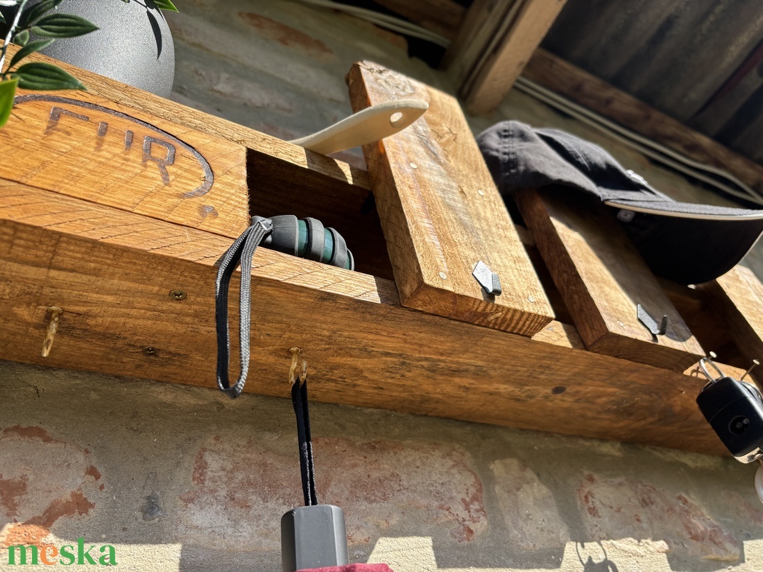 Új Handmade/Kézműves raklap fa fogas,polc.  - otthon & életmód - bútor - fogas - Meska.hu