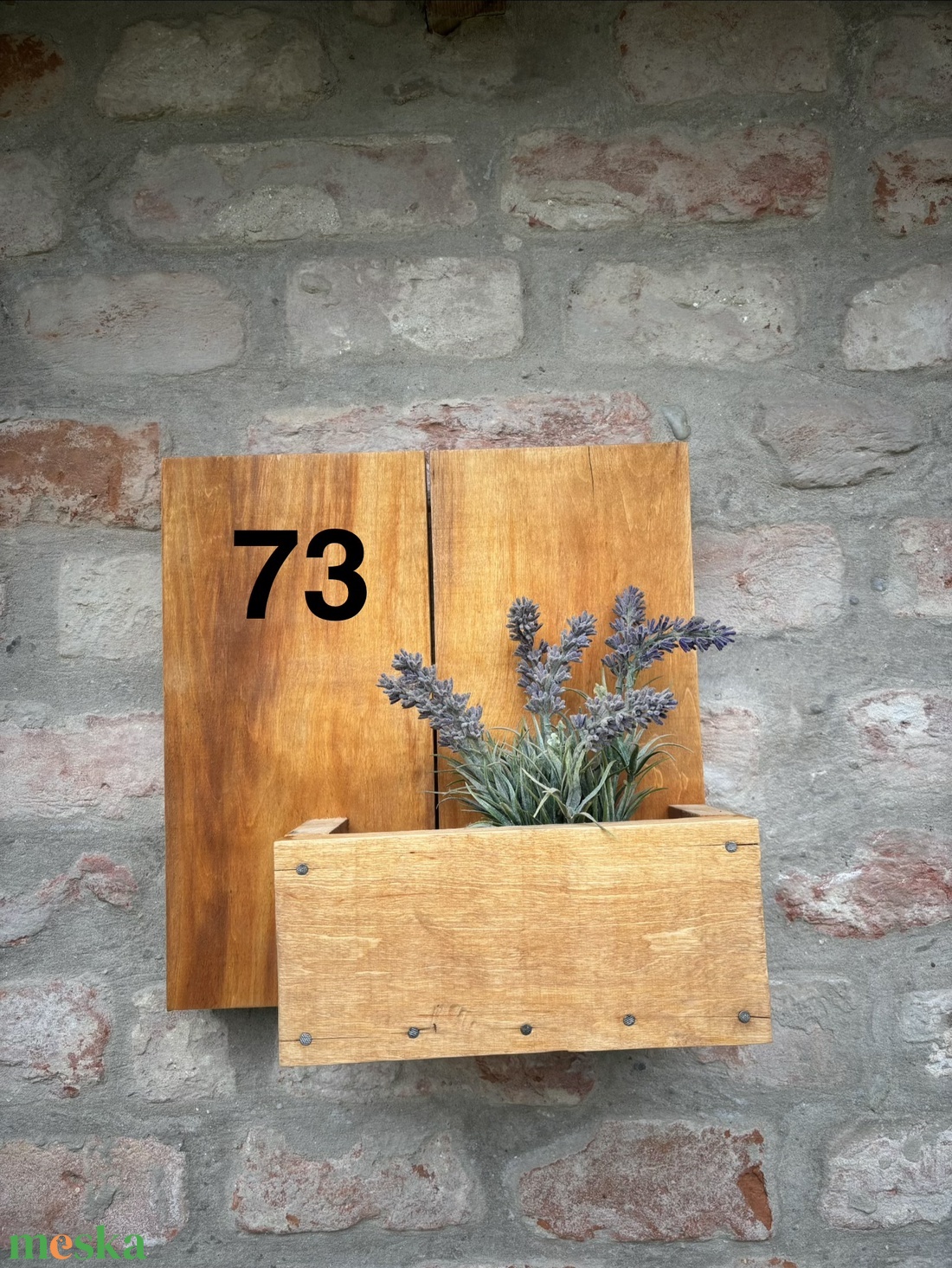Új Handmade/Kézműves raklap fa Házszámtábla kis virágtartóval - otthon & életmód - ház & kert - házszám - Meska.hu