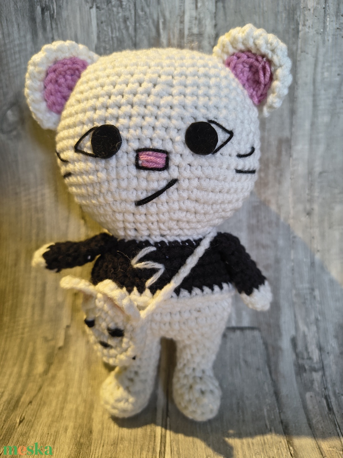 Horgolt K-pop kabala Jiniret - játék & sport - plüssállat & játékfigura - plüss mesefigurák - Meska.hu