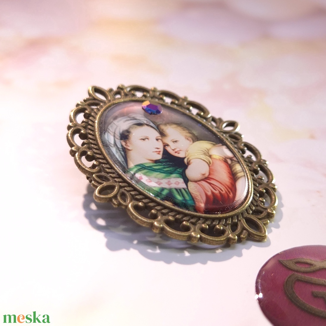 Rafaello madonnája bross - ékszer - kitűző és bross - Meska.hu