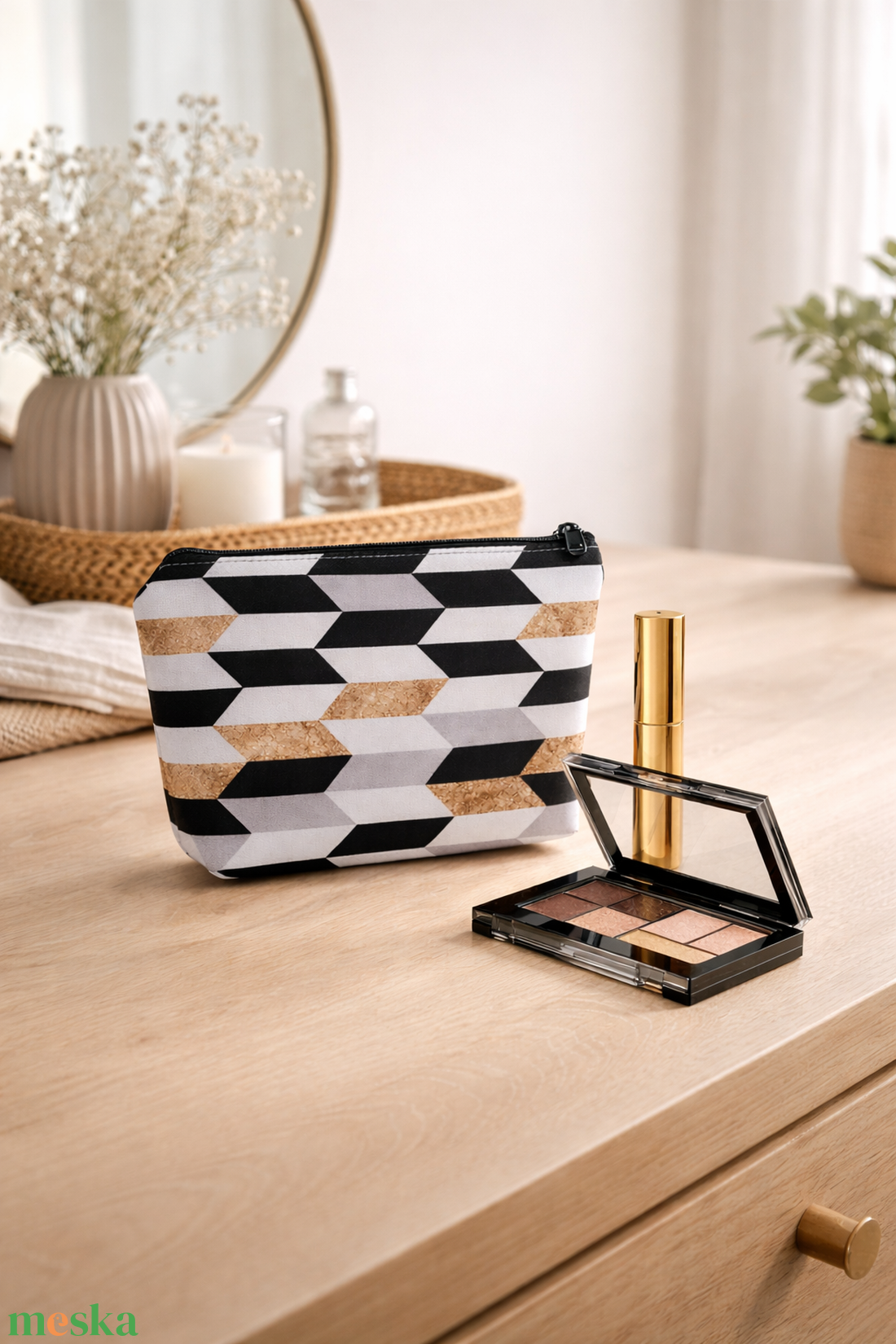 Közepes méretű modern neszesszer - táska & tok - neszesszer - Meska.hu