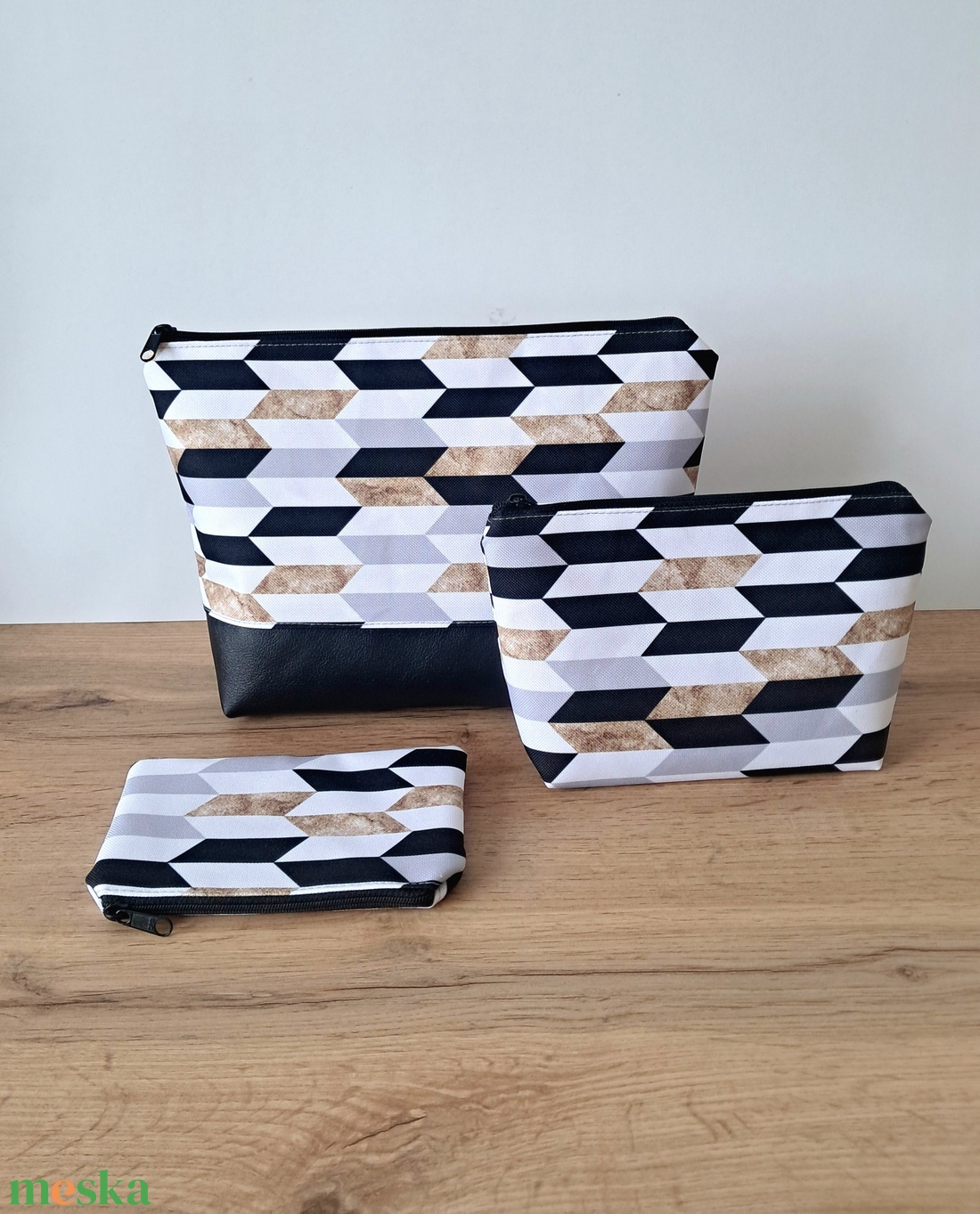 Geometria mintás szett - táska & tok - neszesszer - Meska.hu