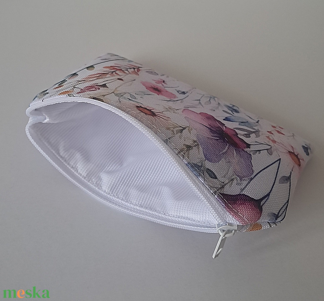 Apróságok neszesszere  - táska & tok - neszesszer - Meska.hu