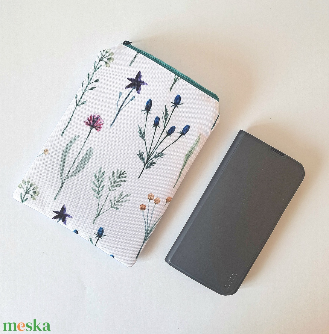 Közepes méretű női neszesszer - táska & tok - neszesszer - Meska.hu