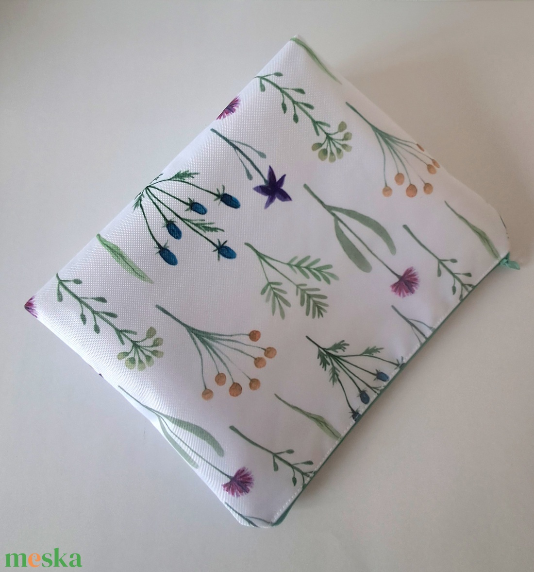 Nagyméretű női neszesszer - táska & tok - neszesszer - Meska.hu