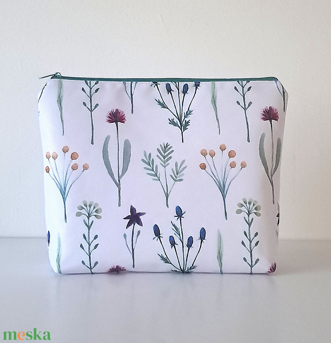 Nagyméretű női neszesszer - táska & tok - neszesszer - Meska.hu