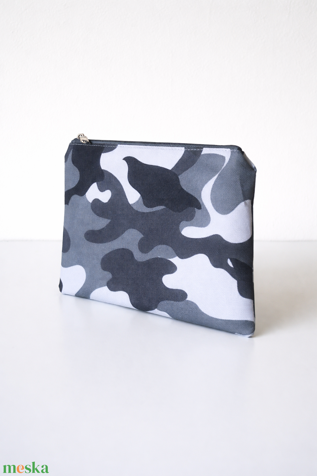 Közepes méretű férfi neszesszer - táska & tok - neszesszer - Meska.hu