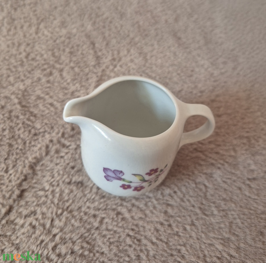 Alföldi porcelán tejkiöntő virágmintával - otthon & életmód - konyhafelszerelés, tálalás - tálalás - üveg & kancsó - Meska.hu