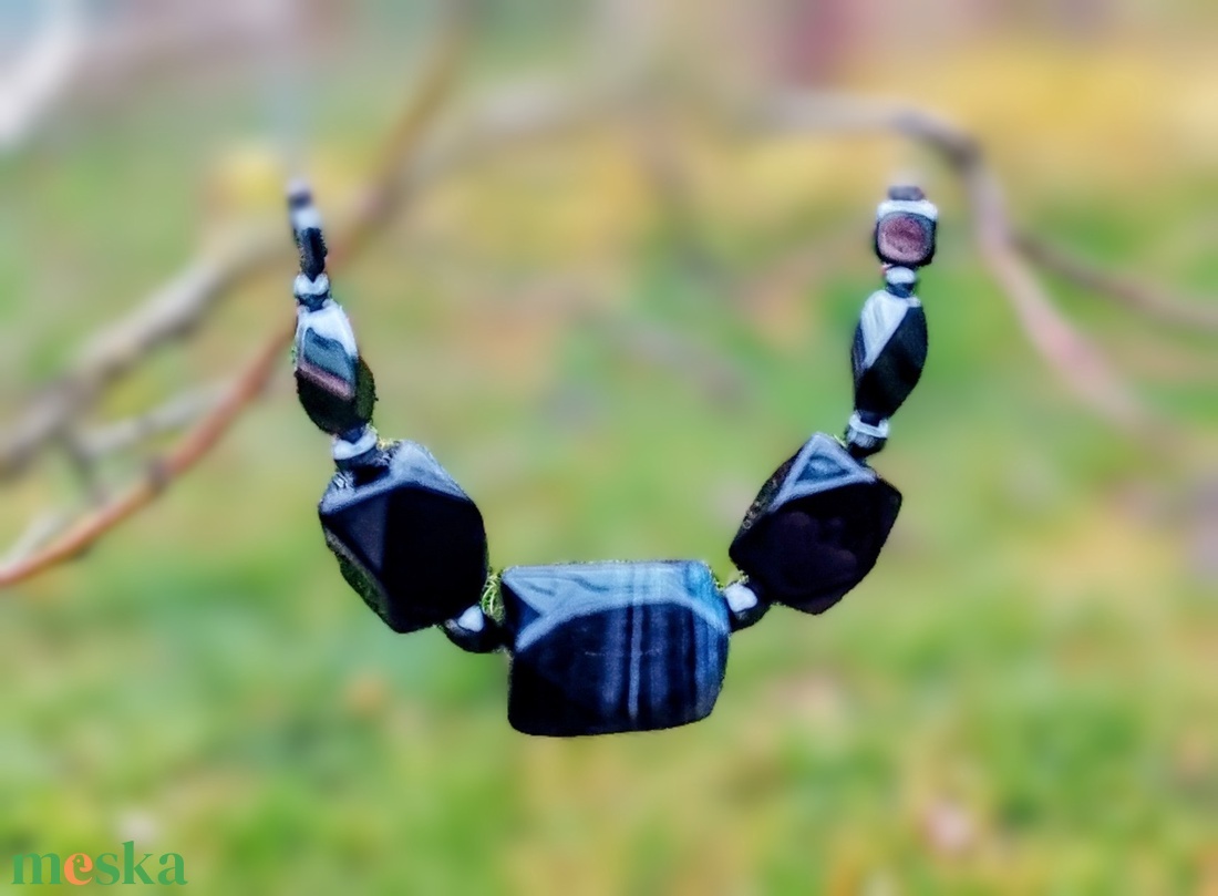 Onix, achát és hematit kövekből nyaklánc, nyakék  - ékszer - nyaklánc - gyöngyös nyaklánc - Meska.hu