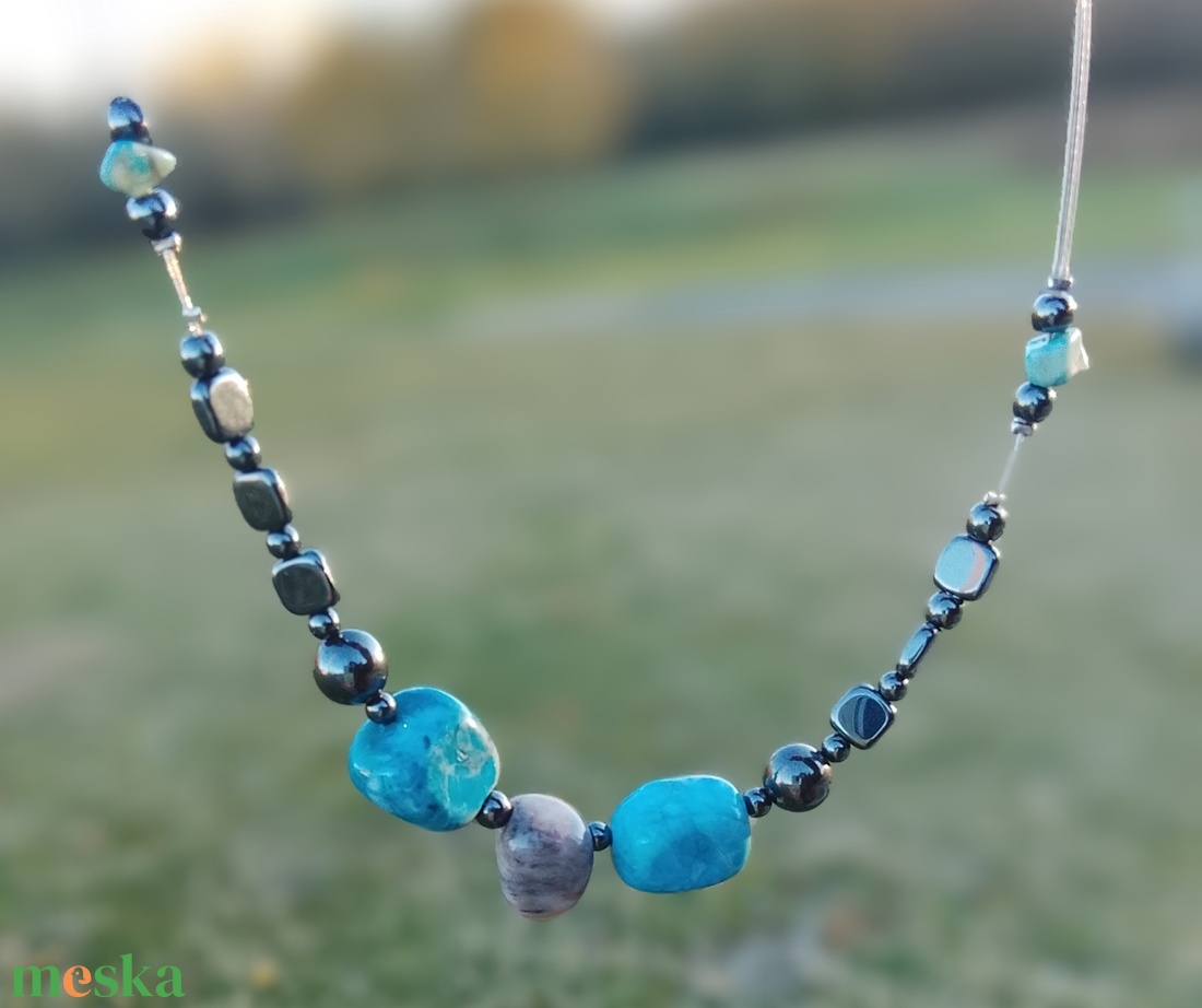 Apatit hematit ásvány nyaklánc, nyakék  - ékszer - nyaklánc - gyöngyös nyaklánc - Meska.hu