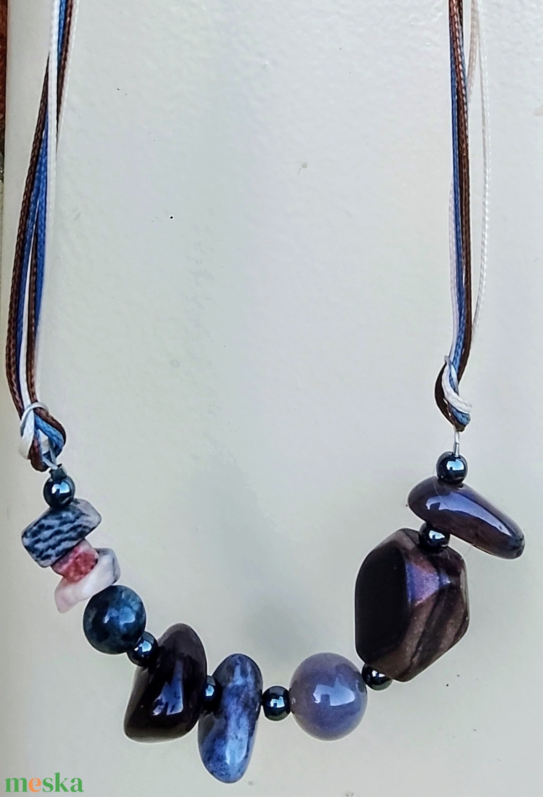 Zöld, sárga, barna színű ásványokból készült nyaklánc, nyakék  - ékszer - nyaklánc - gyöngyös nyaklánc - Meska.hu