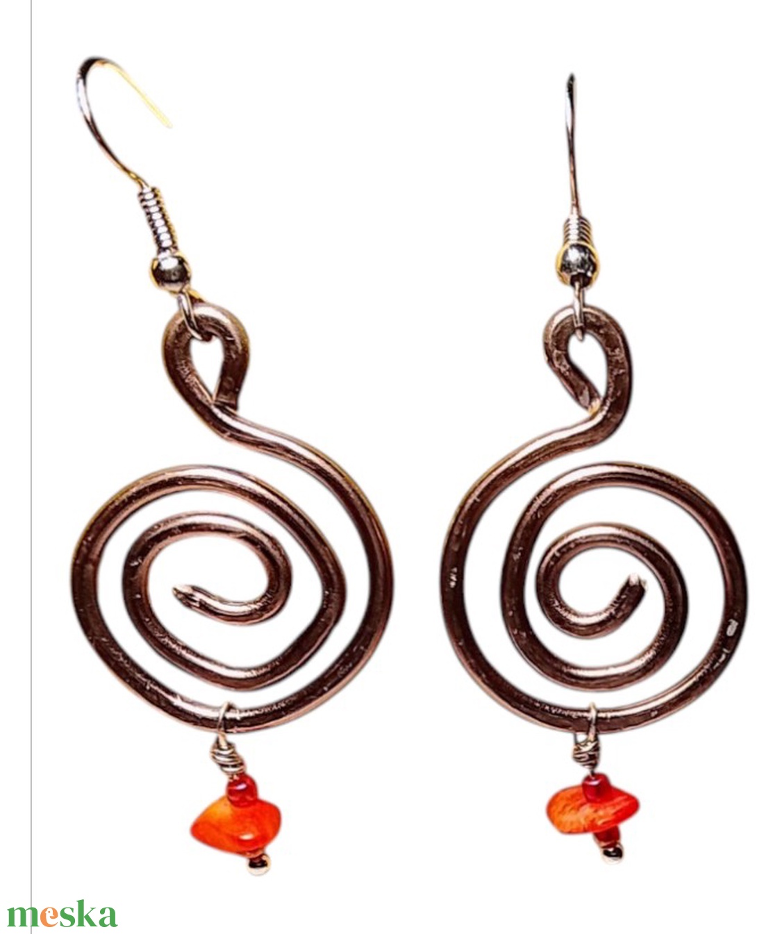 Fülbevaló  korall kövecskével - ékszer - fülbevaló - lógó fülbevaló - Meska.hu