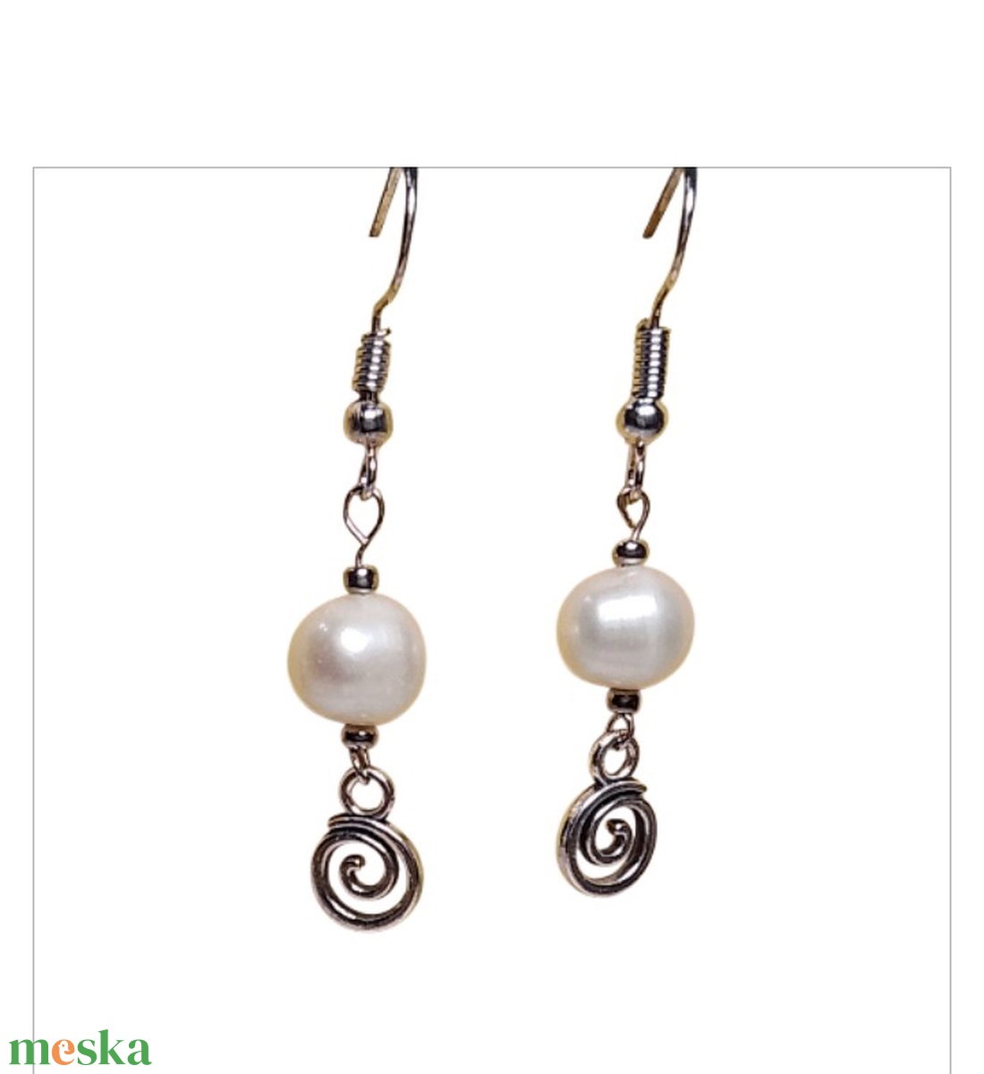 Fülbevaló igazi gyönggyel - ékszer - fülbevaló - lógó fülbevaló - Meska.hu
