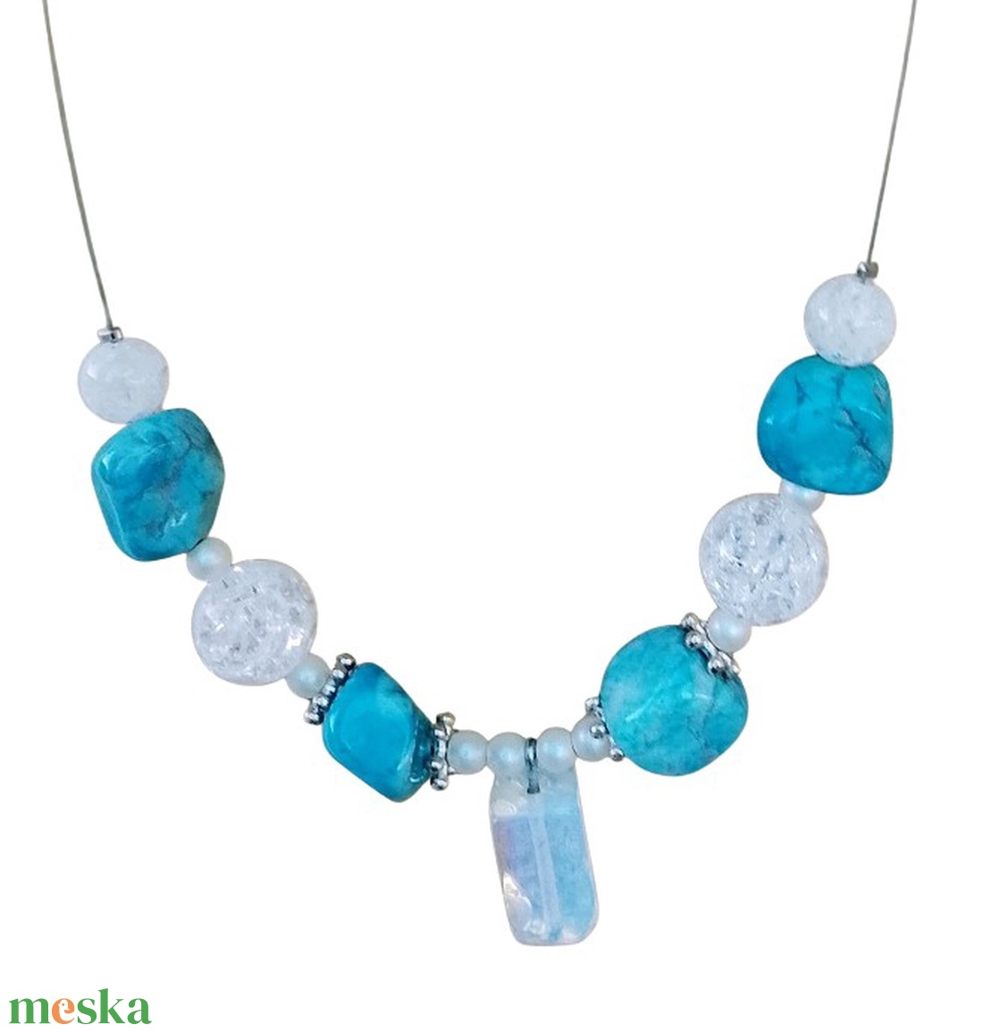 Fehér és kék ásvány nyaklánc, nyakék  - ékszer - nyaklánc - gyöngyös nyaklánc - Meska.hu