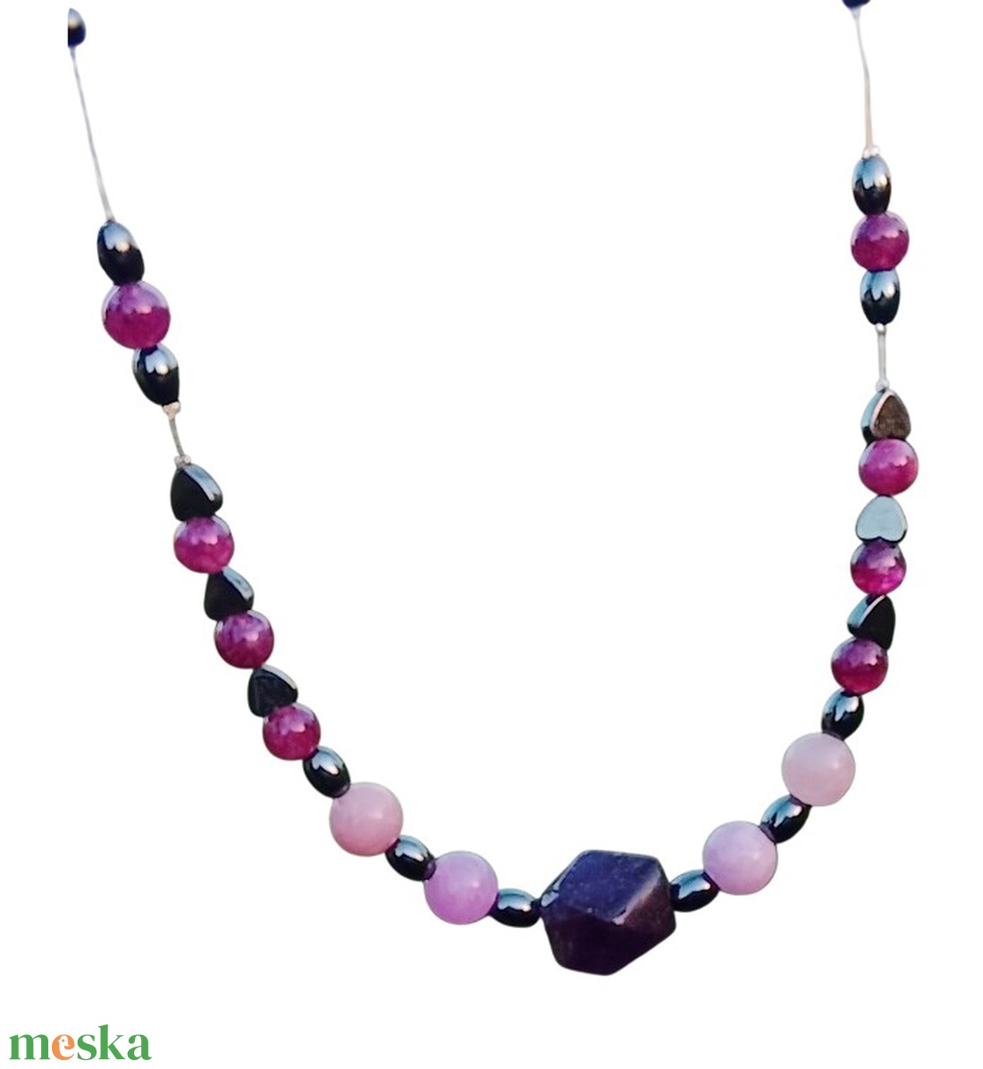 Ametiszt és hematit kövekből nyaklánc, nyakék  - ékszer - nyaklánc - gyöngyös nyaklánc - Meska.hu