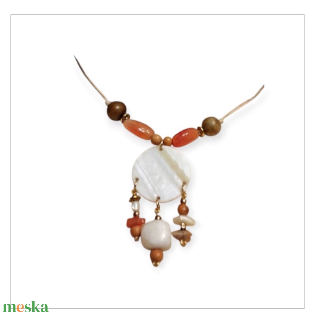 Nyaklánc kagylóval és achát kövekkel - ékszer - nyaklánc - gyöngyös nyaklánc - Meska.hu