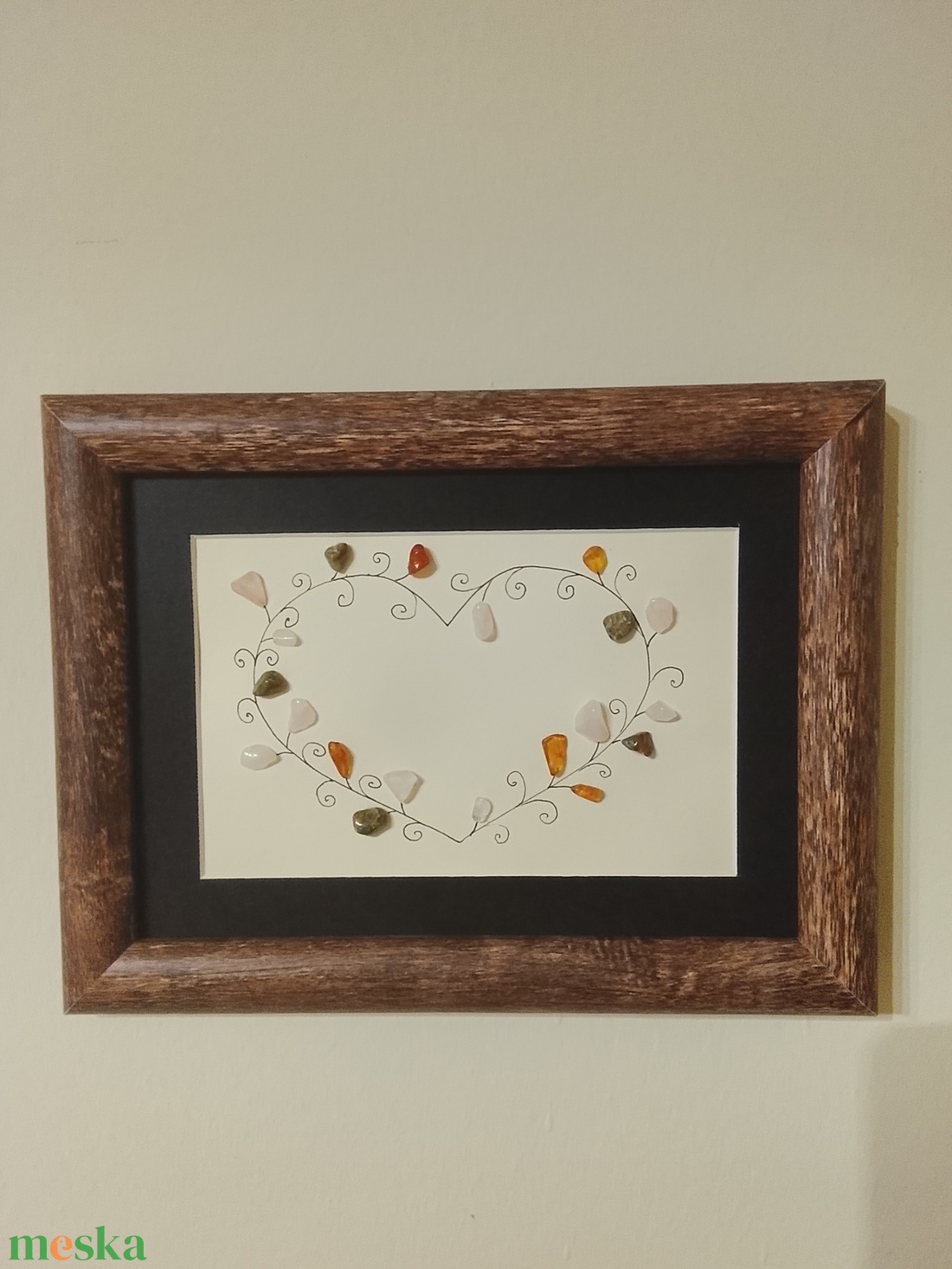 Féldrágakövekkel kirakott  szív falikép  - otthon & életmód - dekoráció - kép & falikép - kavics kép - Meska.hu