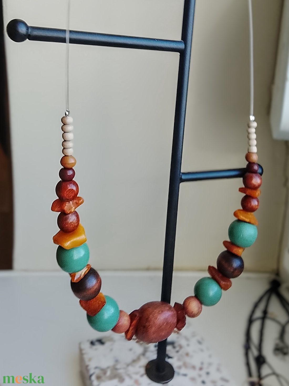 Nyaklánc barna és zöld gyöngyökkel - ékszer - nyaklánc - gyöngyös nyaklánc - Meska.hu