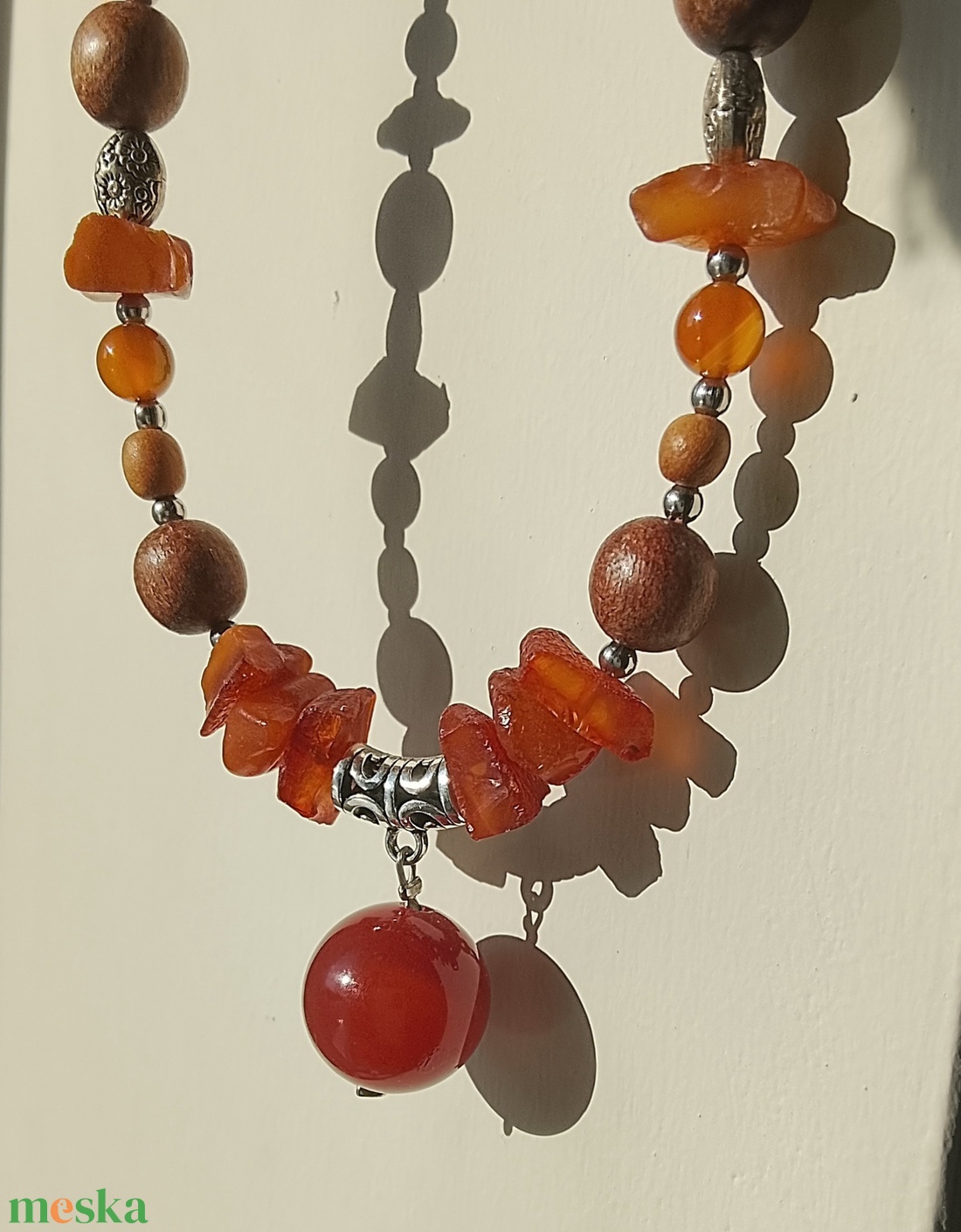 Méz és barna gyöngyökkel nyaklánc - ékszer - nyaklánc - gyöngyös nyaklánc - Meska.hu