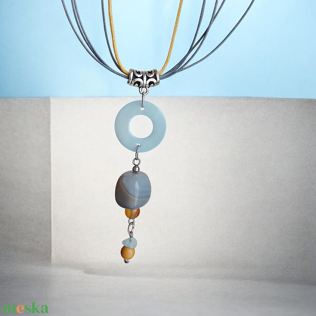 Achát ásvány medálos nyaklánc  - ékszer - fülbevaló - lógó fülbevaló - Meska.hu