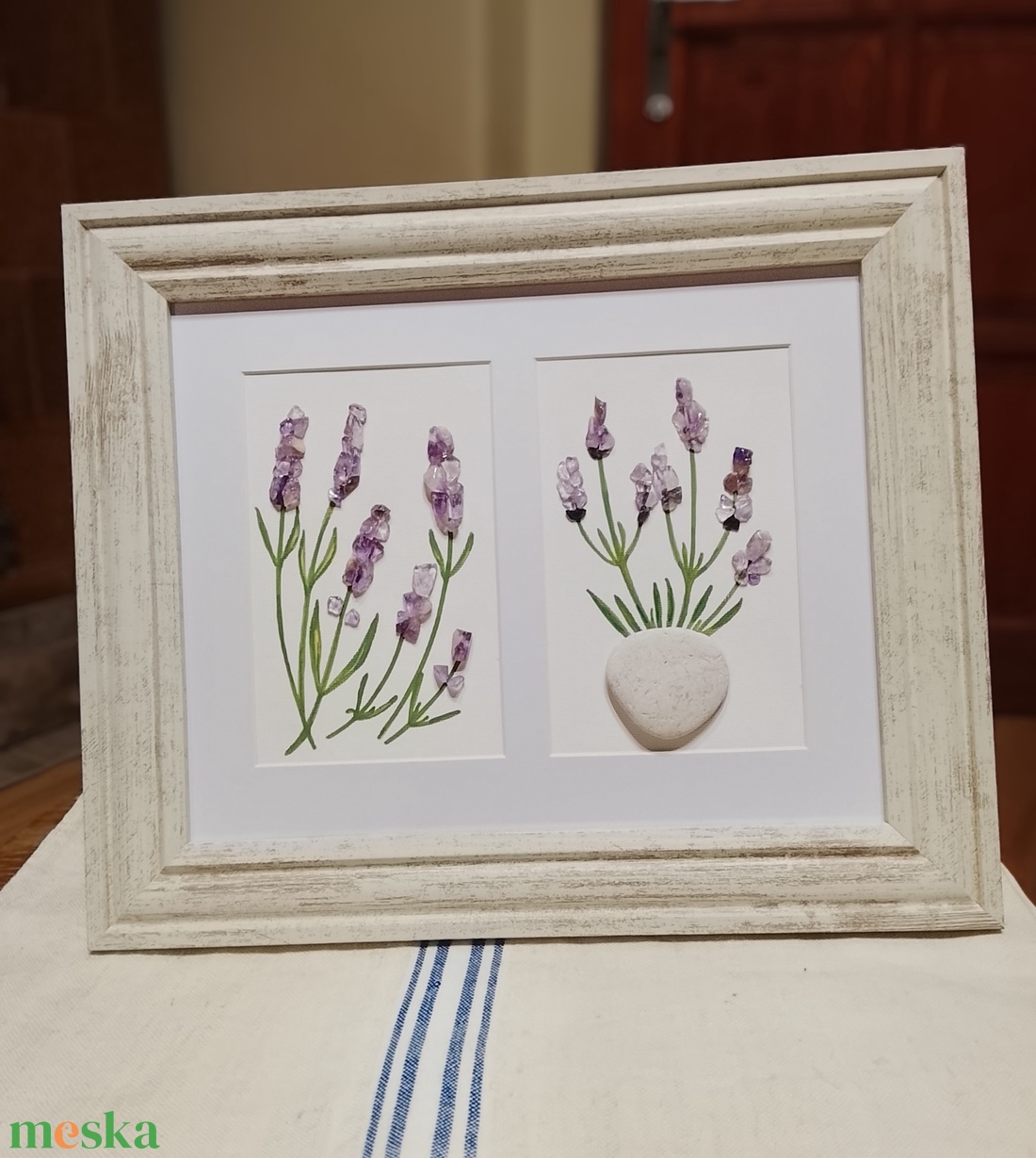 Levendula virágos falikép ametiszt féldrágakövekből  - otthon & életmód - dekoráció - kép & falikép - kavics kép - Meska.hu