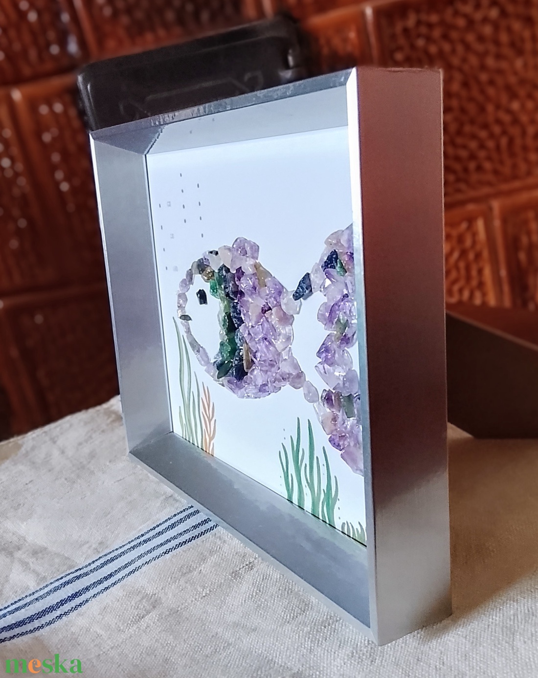 Halacska kavicskép féldrágakövekből  - otthon & életmód - dekoráció - kép & falikép - kavics kép - Meska.hu